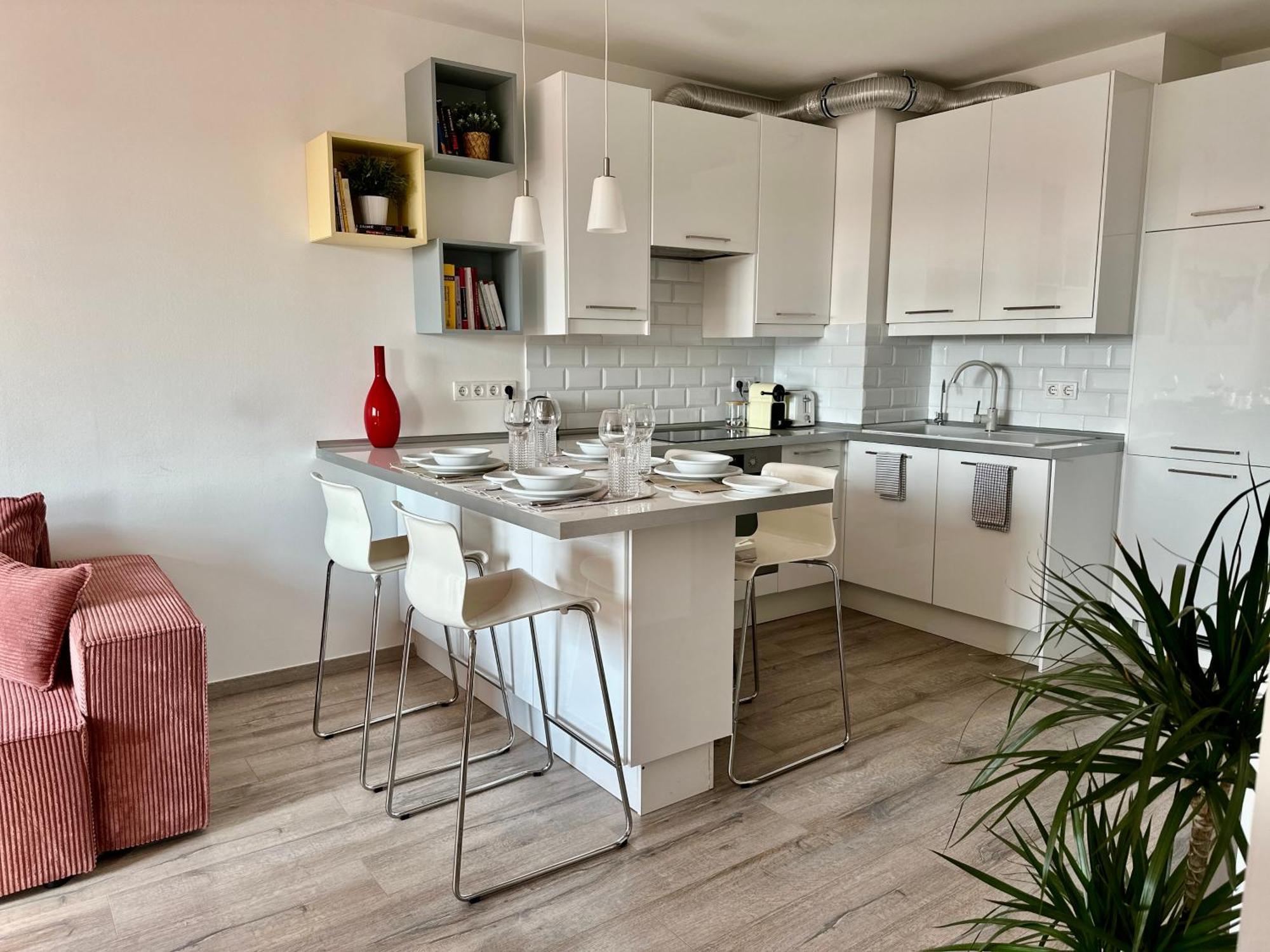 City Break Apartment - Private Garage, Ac, Balcony Budapest Ngoại thất bức ảnh